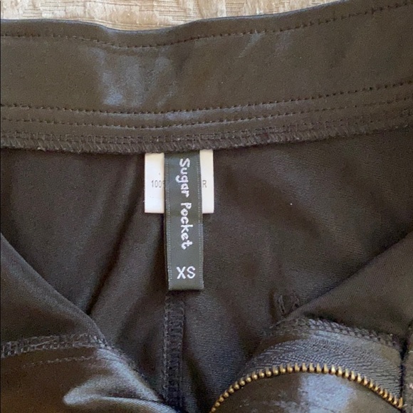 Disco shorts - Picture 2 of 2